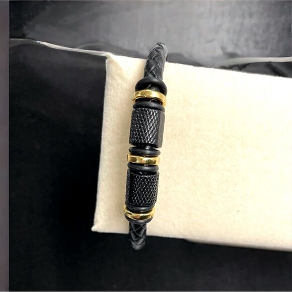 Men’s Leather Bracelet  l Braided Beaded w/ Gold Accent l Magnetic Closure l New - Picture 5 of 8